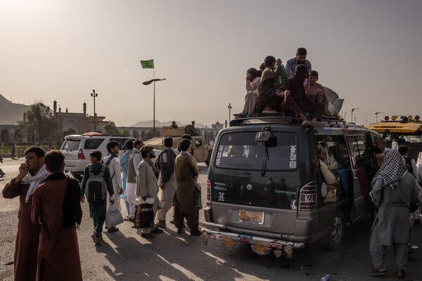 Taliban orders Khost province residents to remove Afghan flags from homes￼￼