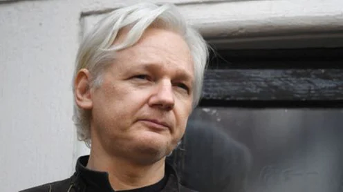 UK Court Formally Issues Order To Extradite Julian Assange To US