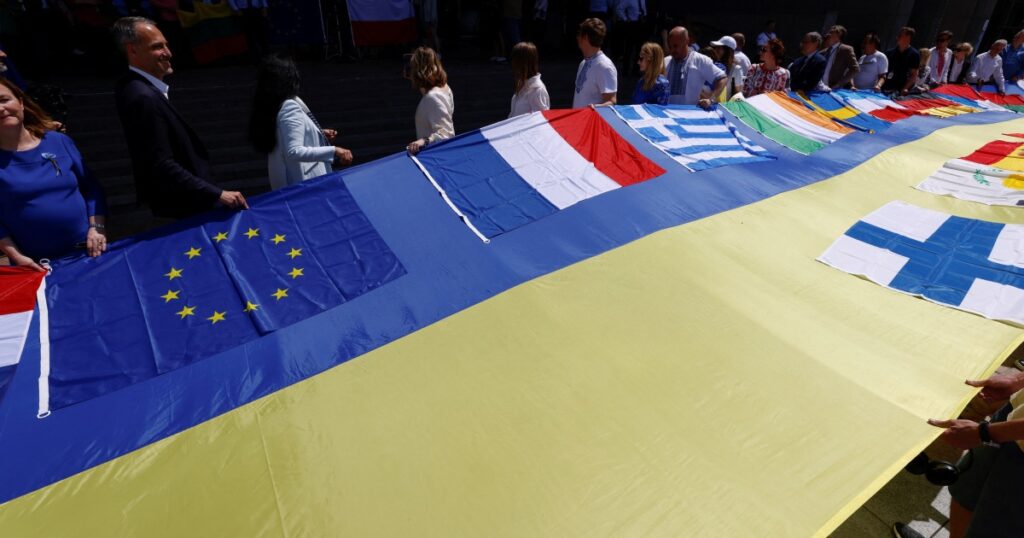 Russia-Ukraine latest: Ukraine officially an EU candidate