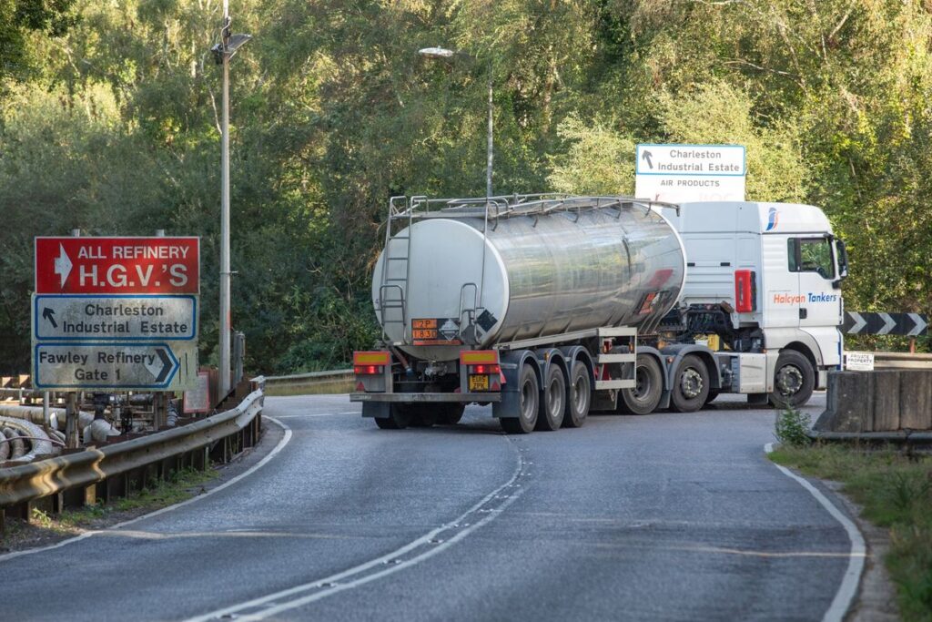 UK Exports Billions of Litres of Petrol to US Despite Local Record Pump Prices