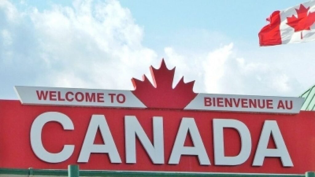 <strong>Canada to welcome 500,000 immigrants per year by 2025</strong>