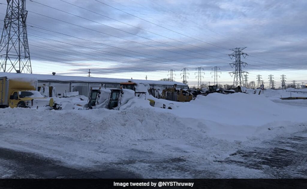 Brutal US Storm Kills 32, Power Outages, Cities In Crisis