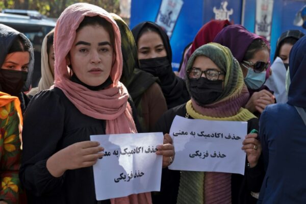 Afghan Students Boycott Classes, Protest Women’s Education   .