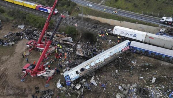 Deadly Greek train crash prompts strike